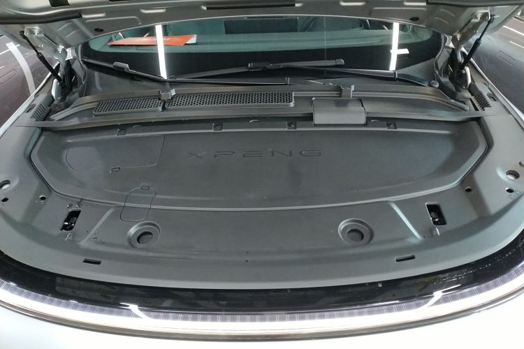 小鹏G6 2025款 625 长续航 Max 旗舰版局部细节24