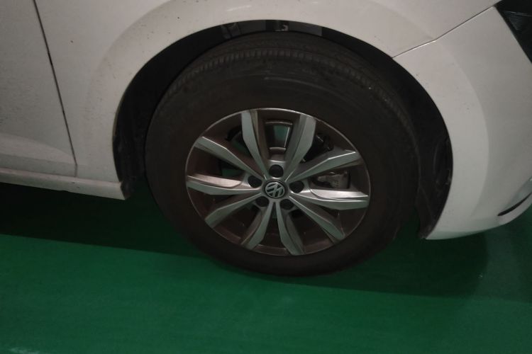 大众 Polo 2019款 Plus 1.5L 自动炫彩科技版车身外观10