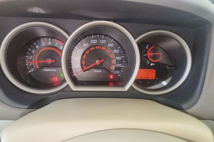 日产 轩逸 2018款 经典 1.6XE CVT舒适版中控内饰14