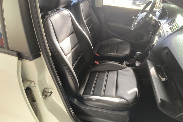 大众 Polo 2016款 1.6L 自动舒适型局部细节41