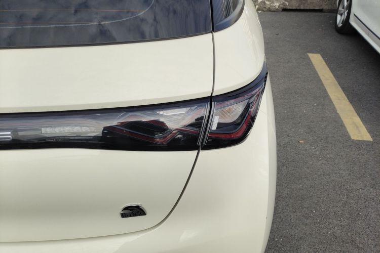 比亚迪 海豚 2021款 405km 时尚版车身外观9