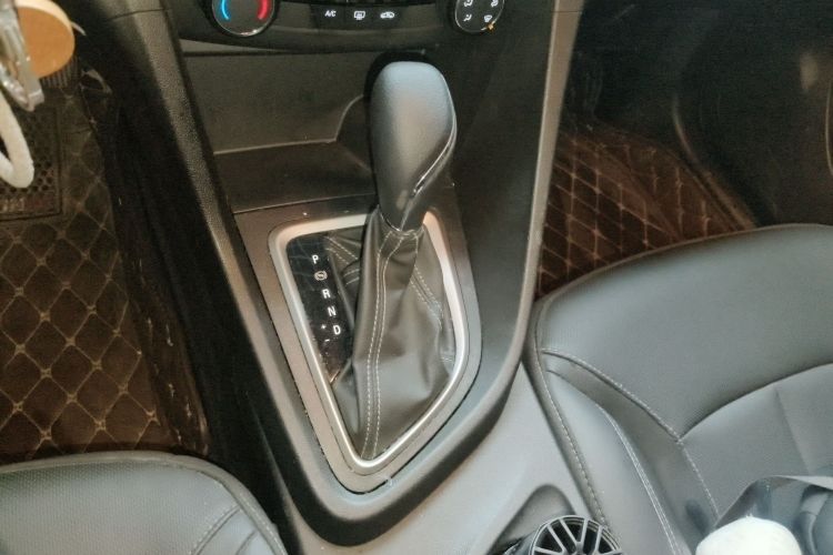 别克 英朗 2021款 改款 1.3T 自动轻混动精英型中控内饰18