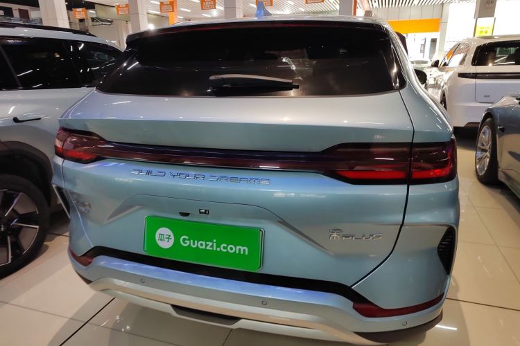 比亚迪 宋PLUS新能源 2023款 冠军版 DM-i 110KM 旗舰PLUS车身外观6
