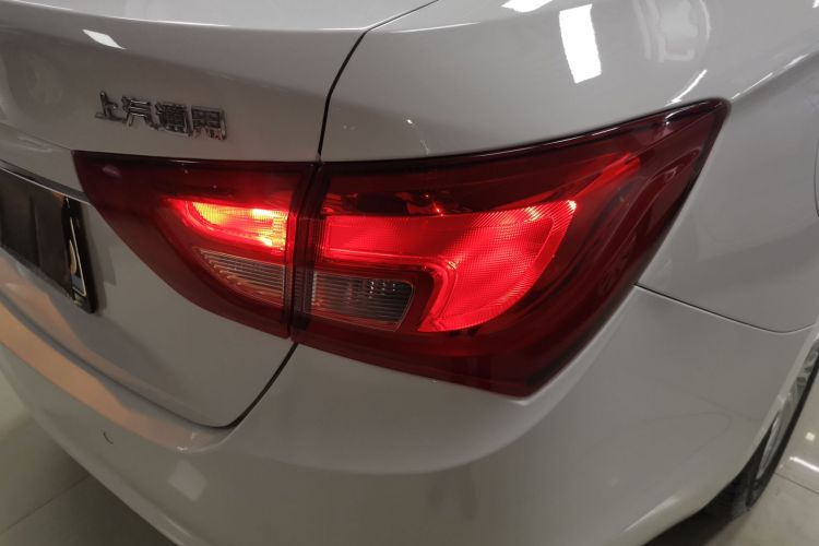 别克 英朗 2017款 15N 自动精英型车身外观6006