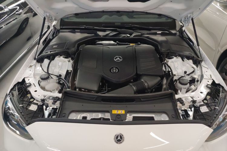 奔驰C级 2025款 C 200 L 运动版局部细节24