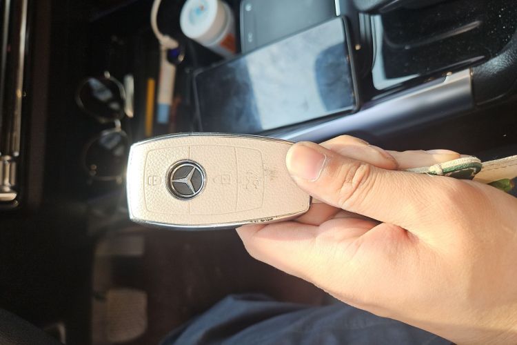 奔驰EQB 2023款 EQB 260中控内饰7001