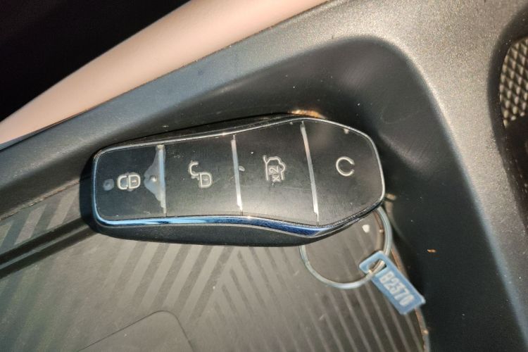 比亚迪 海鸥 2024款 荣耀版 305km 活力版中控内饰7001