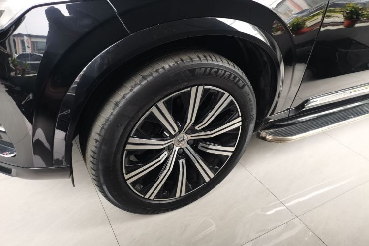 沃尔沃XC90 2020款 改款 T6 智逸豪华版 7座车身外观35