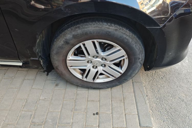 马自达8 2015款 2.5L 至尊版车身外观6007