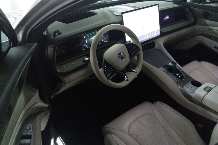 腾势N7 2023款 超长续航版中控内饰7003