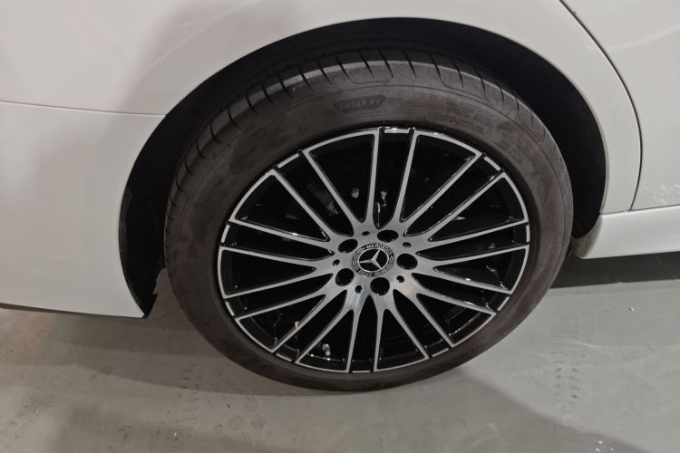 奔驰C级 2023款 改款二 C 260 L 运动版车身外观6008