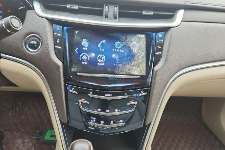 凯迪拉克XTS 2014款 28T 舒适型局部细节16