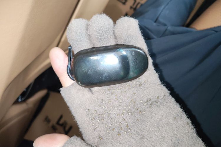 理想汽车 理想ONE 2021款 增程6座版中控内饰11