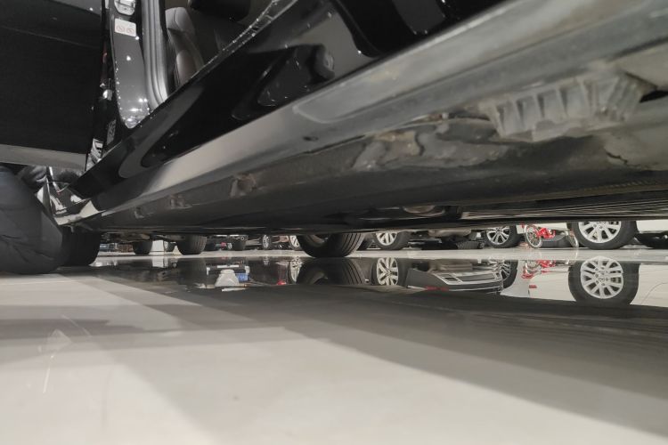 宝马5系新能源 2020款 里程升级版 530Le 豪华套装局部细节9001