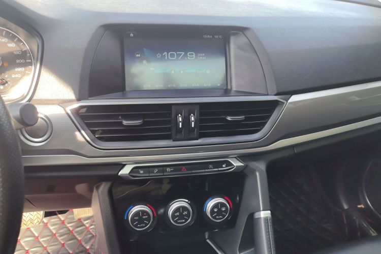 哈弗H6 2018款 运动版 1.5T 自动两驱精英型 国V中控内饰16