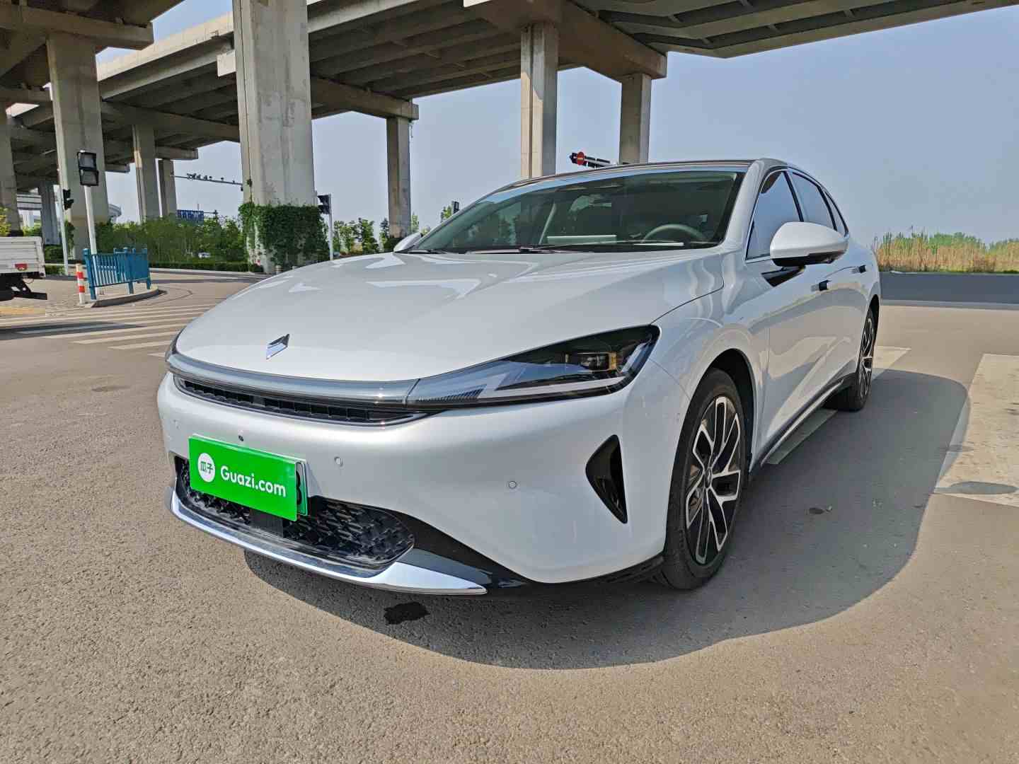 宝骏享境 2025款 插混 140km豪华版(2)