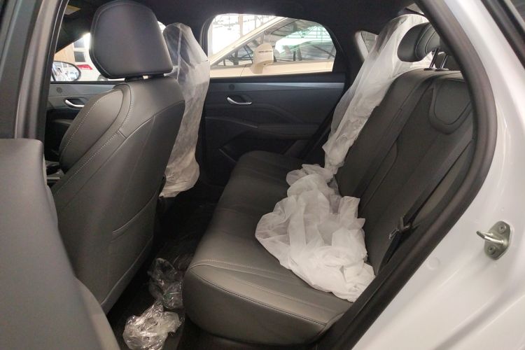 比亚迪 秦PLUS 2025款 DM-i 智驾版 55KM领先型中控内饰7004