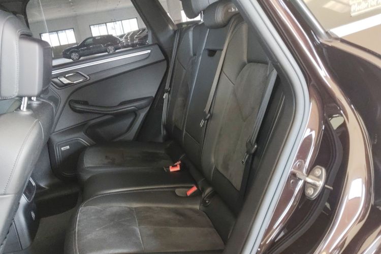 保时捷 2018款 Macan 2.0T中控内饰21