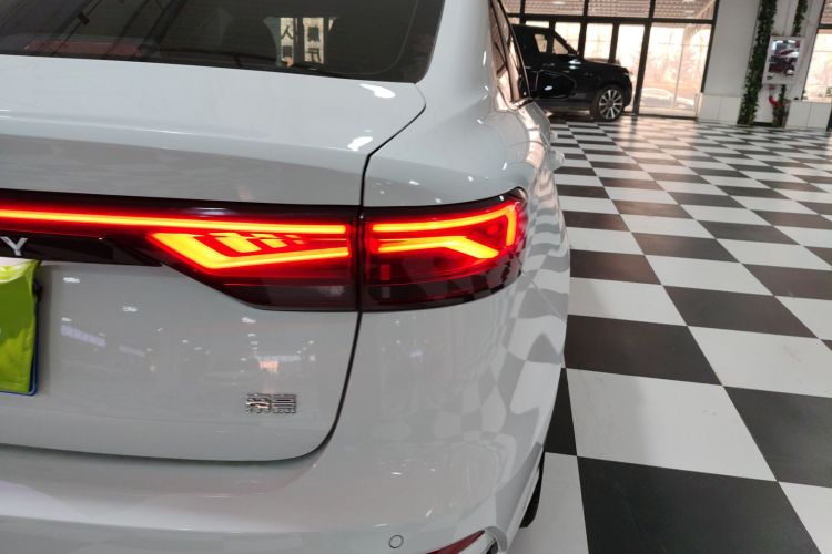 吉利汽车 帝豪 2022款 第4代 1.5L CVT尊贵型车身外观6006