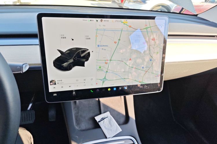 特斯拉 Model Y 2021款 标准续航后驱版中控内饰16