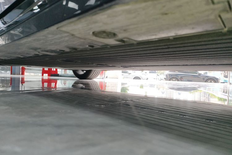 小鹏P7 2025款 702 长续航 Ultra局部细节9001