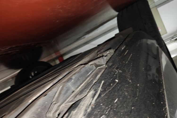 奔驰E级 2020款 改款 E 300 L 殊享版局部细节9002