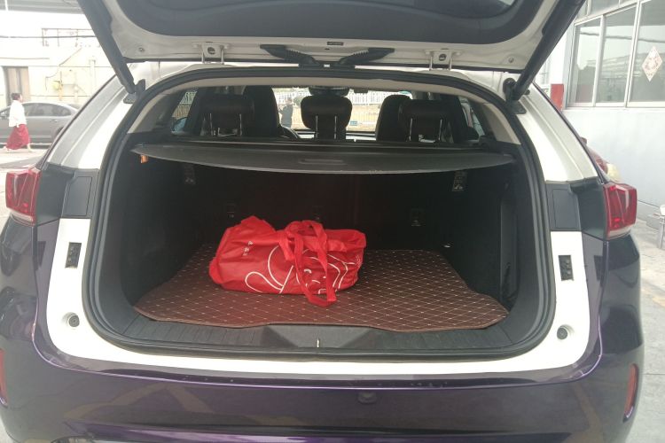 魏牌 VV7 2017款 2.0T 旗舰型机舱底盘23