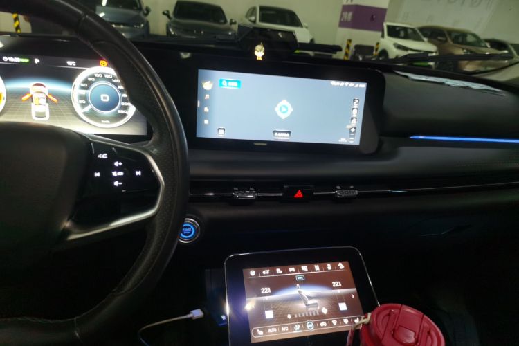 奔腾E01 2020款 空间曲率型中控内饰16