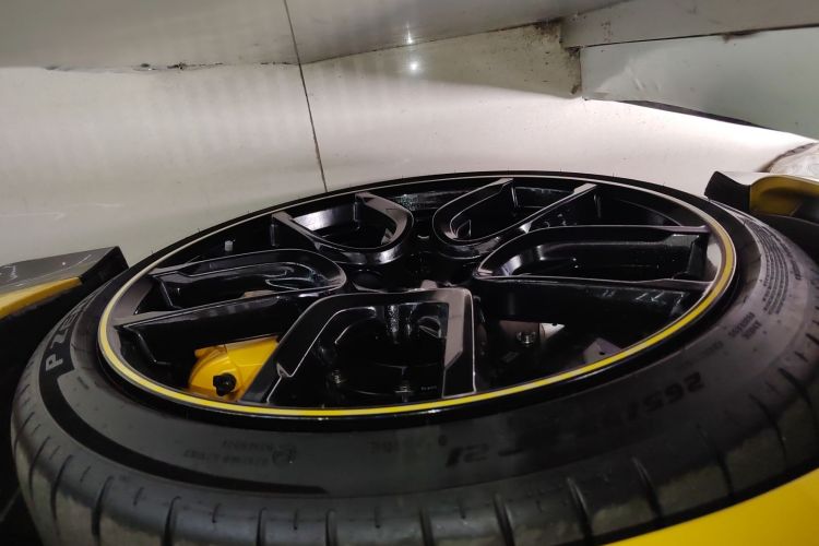 小米汽车 小米SU7 Ultra 2025款 Ultra车身外观6007