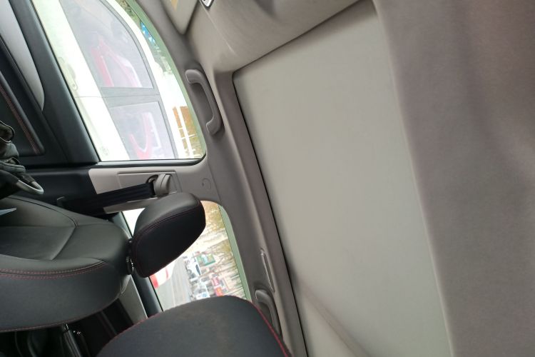 长安CS75 2017款 尚酷版 1.5T 手动致享型中控内饰22