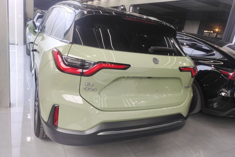 蔚来ES6 2019款 420KM 运动版车身外观6004