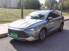 比亚迪 秦PLUS 2023款 冠军版 DM-i 55KM领先型