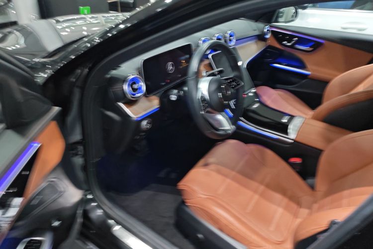 奔驰C级 2024款 改款 C 260 L中控内饰7003