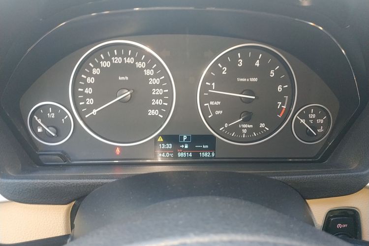 宝马3系 2016款 320Li 进取型局部细节14