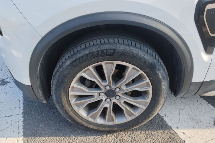 领克01 2017款 2.0T 两驱型版车身外观6006