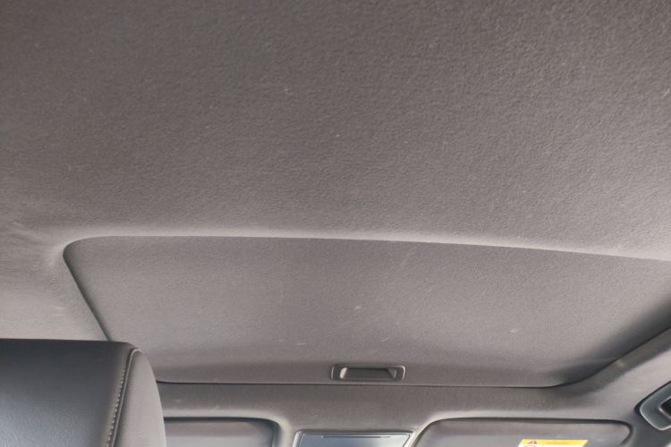 本田 思域 2022款 240TURBO CVT燃动版局部细节22