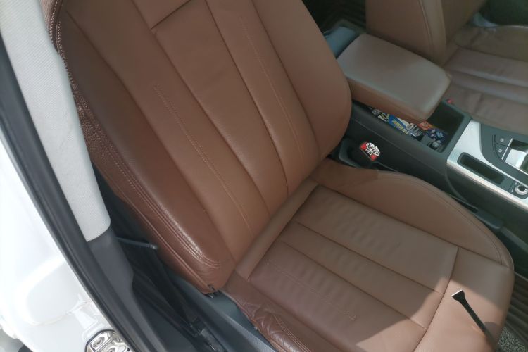 奥迪A4L 2017款 40 TFSI 时尚型局部细节41