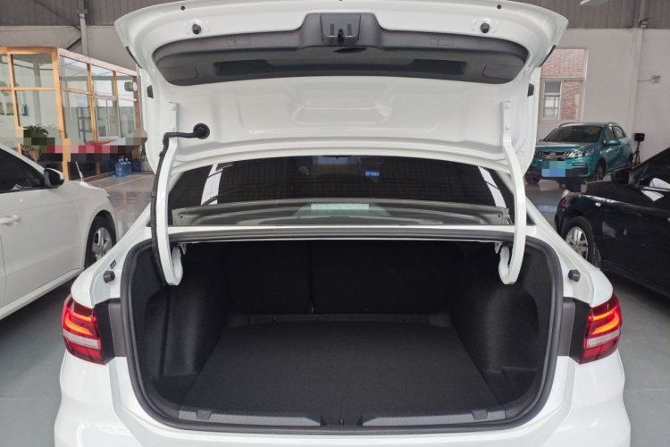 大众 朗逸 2024款 300TSI DSG星空领先版机舱底盘23