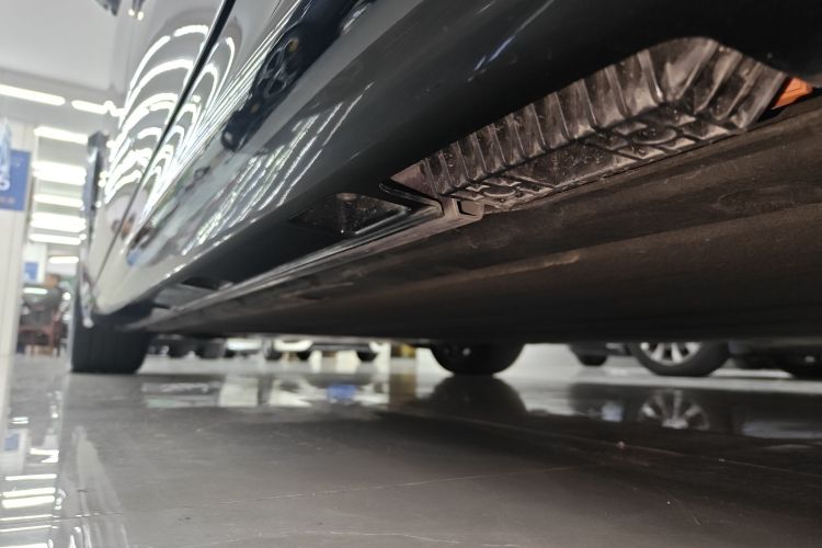 小米汽车 小米SU7 2024款 后驱标准创始版局部细节9002