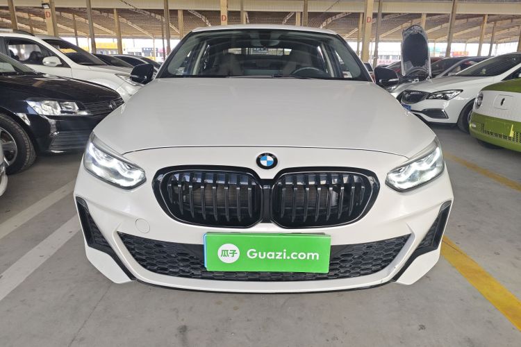 宝马1系 2021款 改款 125i M运动曜夜版车身外观6001