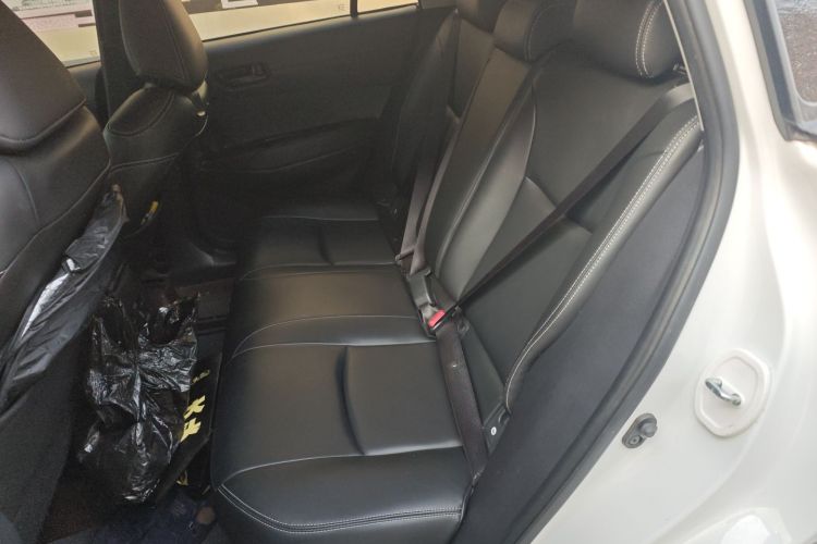 丰田 卡罗拉锐放 2023款 双擎 2.0L 精英版中控内饰21