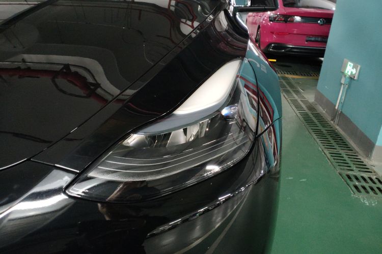 特斯拉 Model Y 2022款 Performance高性能全轮驱动版局部细节36