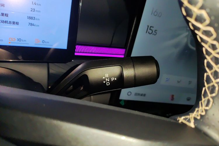 领克07 2024款 EM-P 126长续航 Ultra中控内饰18