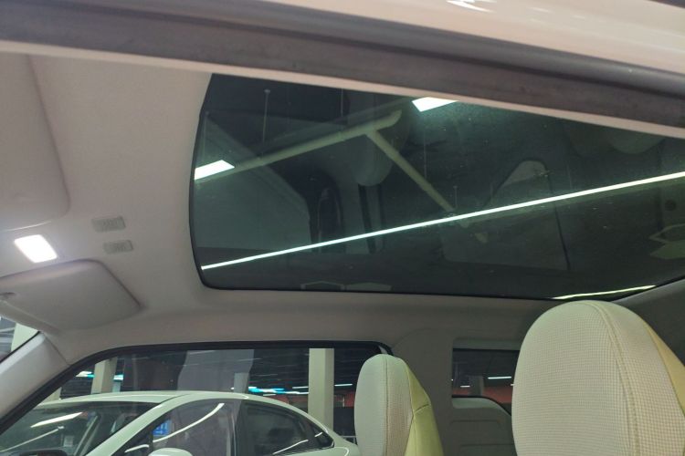 吉利银河 2023款 熊猫mini 新春版宝藏熊局部细节22