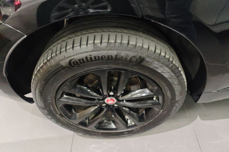 捷豹F-PACE 2020款 2.0T 赛旗版车身外观6008