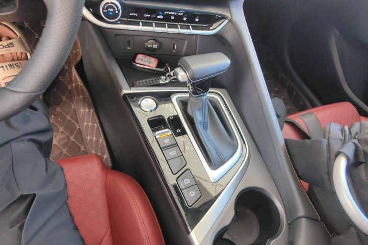 长安 逸动 2021款 PLUS 蓝鲸NE 1.4T GDI DCT旗舰型中控内饰18