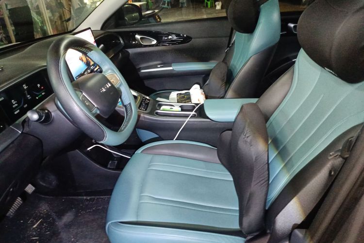 吉利银河 星愿 2025款 UP 410km 探索版中控内饰19