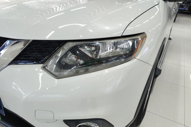 日产 奇骏 2014款 2.5L CVT豪华版 4WD局部细节36