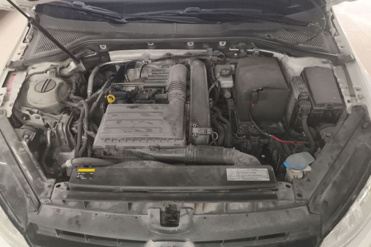 大众 高尔夫 2015款 1.4TSI 自动豪华型机舱底盘24