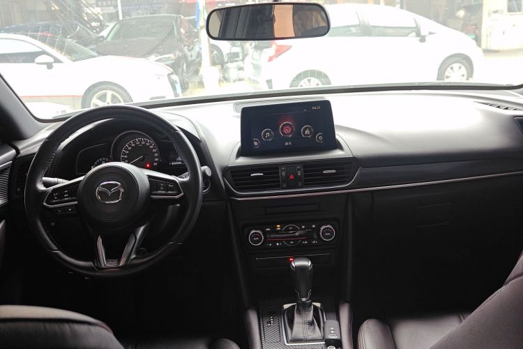 马自达CX-4 2020款 2.5L 自动两驱蓝天驾趣版中控内饰7002